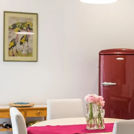 Andra Apartament