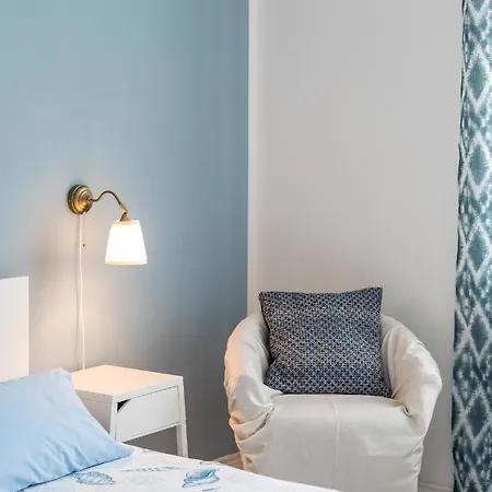 Andra Apartament *