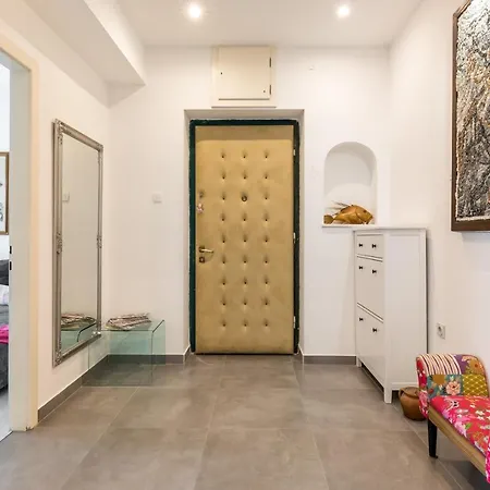 Apartment Andra